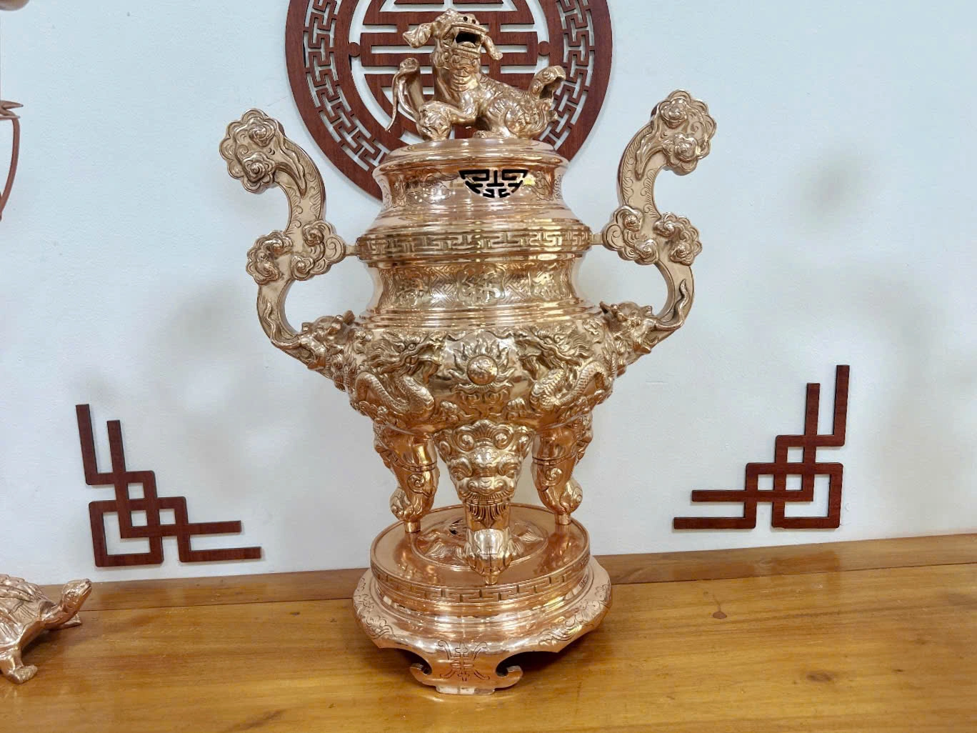 Bộ Đỉnh Rồng Đồng Đỏ Song Long Chầu Nguyệt
