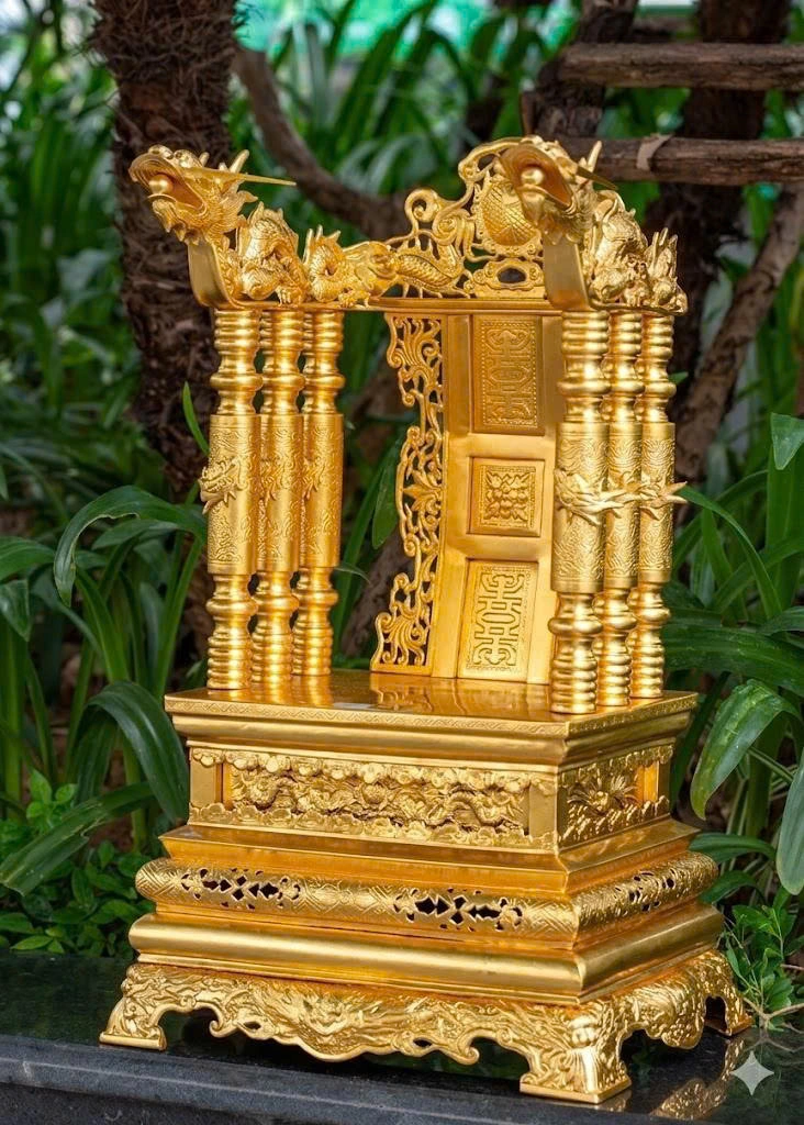 Ngai Thờ Bằng Đồng Dát Vàng