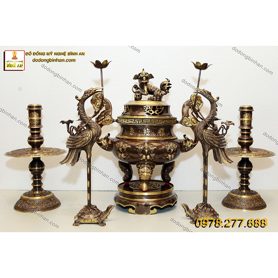 Bộ đỉnh đồng rơi ngậm đào tiên cổ thấp