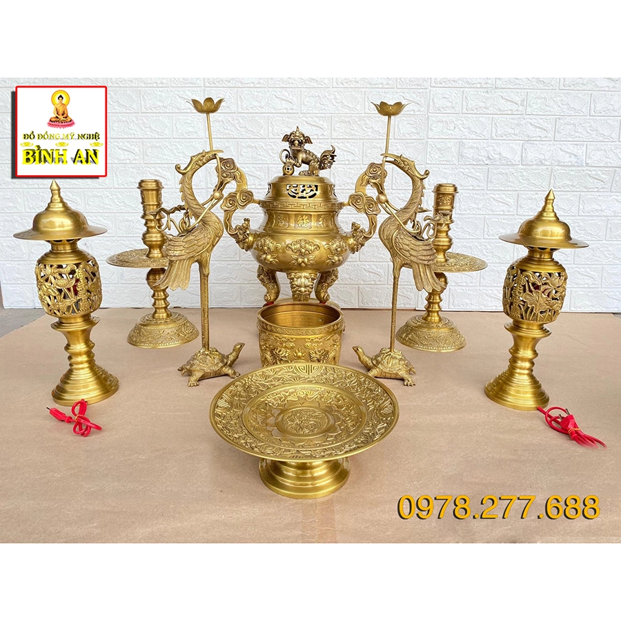 Bộ đỉnh đồng rơi ngậm đào tiên vàng đậm