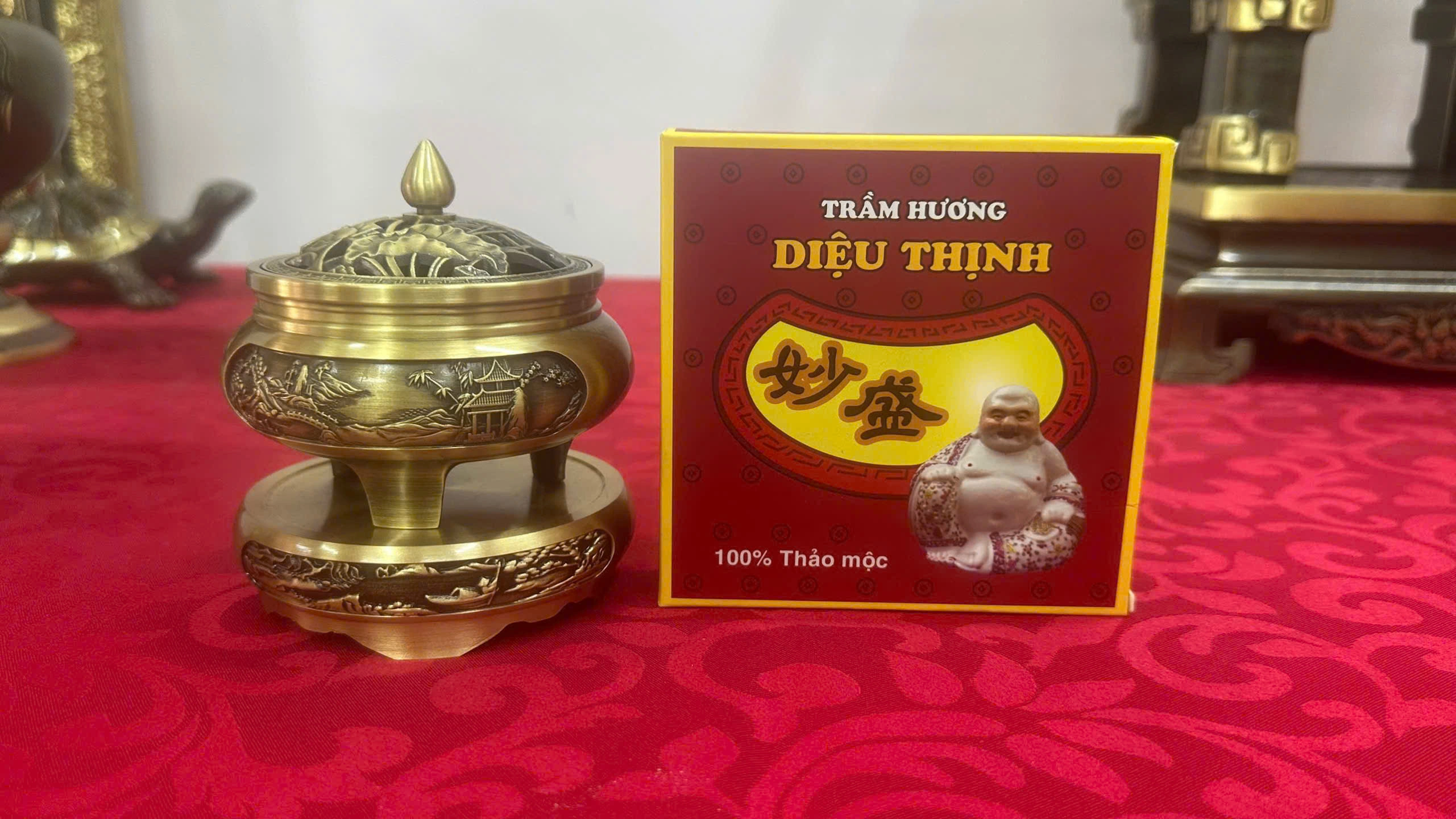 Lư Xông Trầm Bằng Đồng
