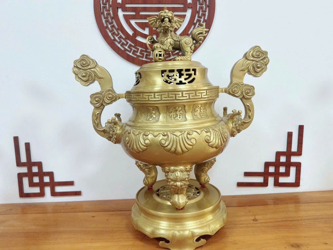 Bộ Đỉnh Đồng Hoa Sòi Vàng Đậm