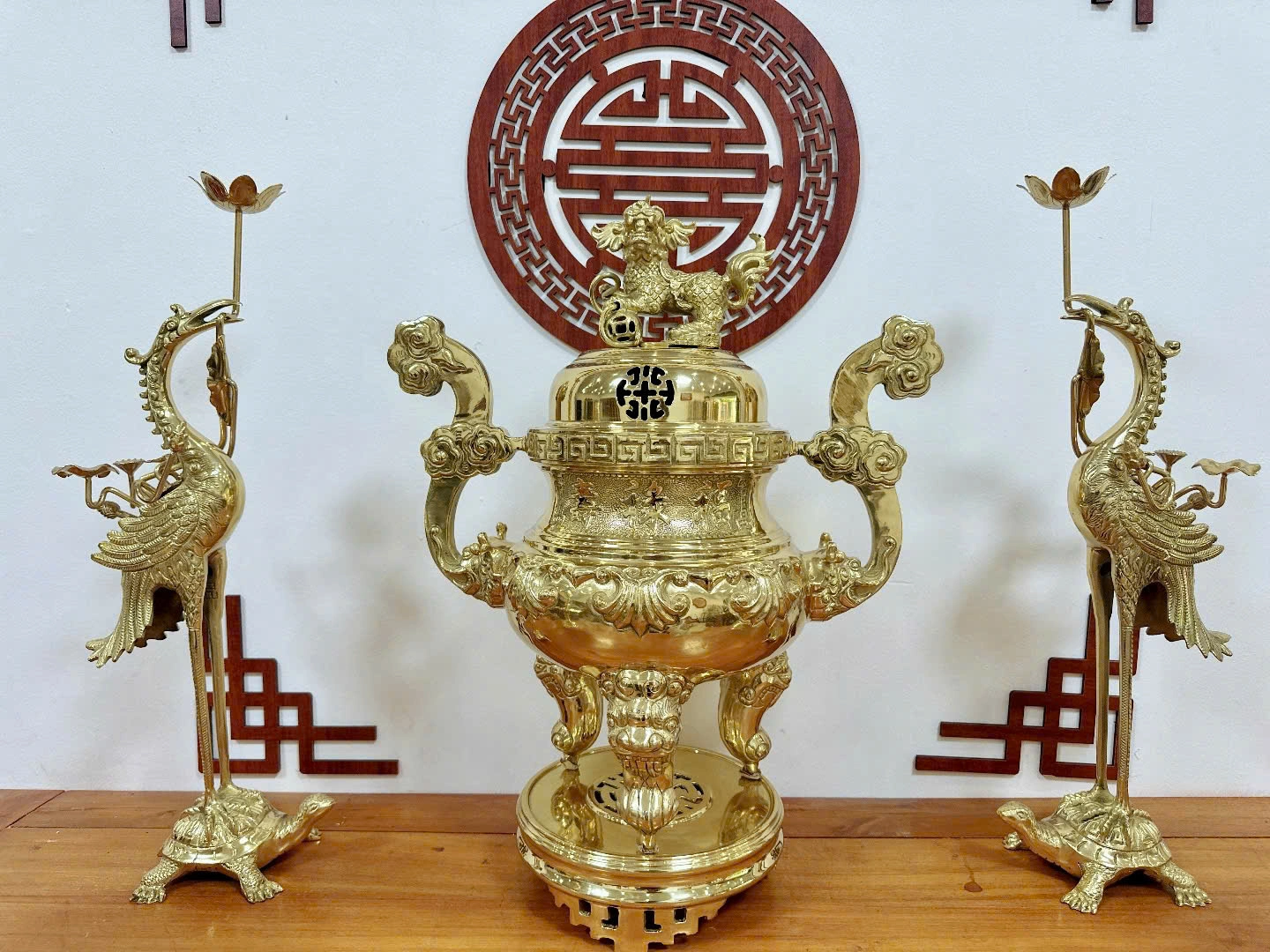 Đỉnh Đồng Hoa Sòi Vàng Bóng