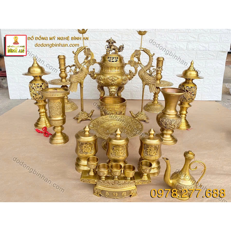 Cách Bày Đỉnh Đồng Trên Bàn Thờ