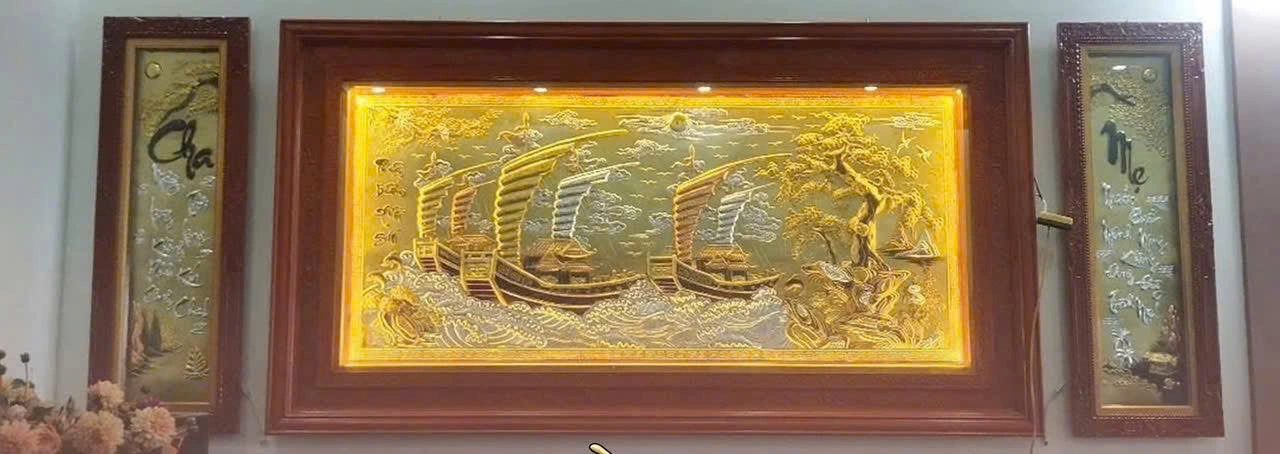 Tranh Thuận Buồm Xuôi Gió Hợp Tuổi Nào