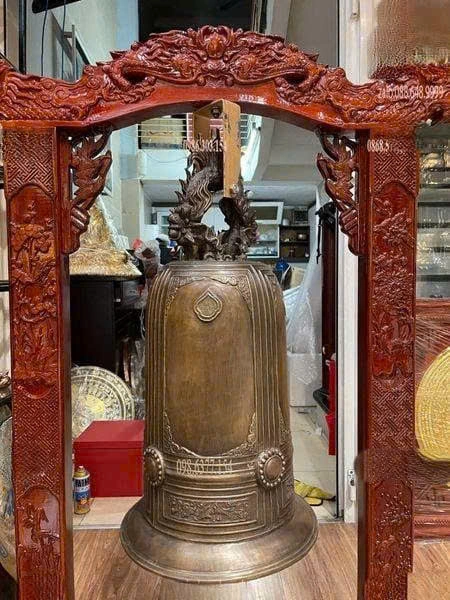 chuông đồng có giá treo