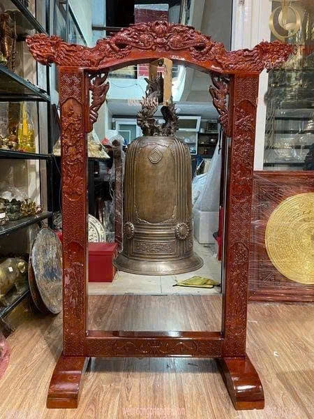 chuông đồng có giá treo