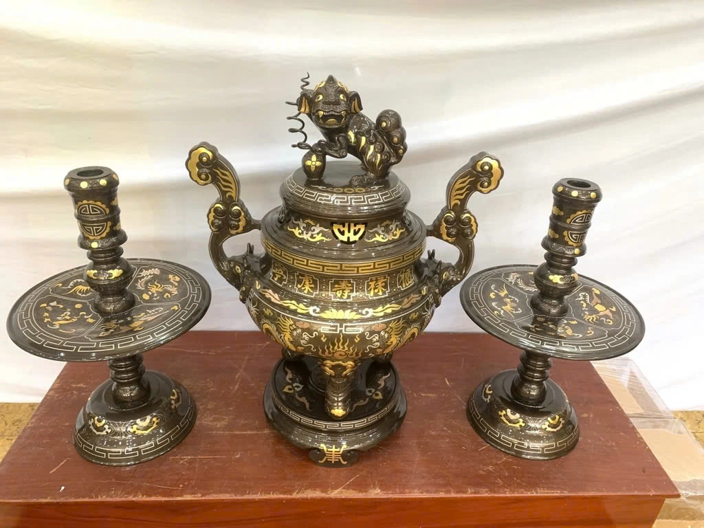 Đỉnh Thờ Đồng Đỏ Khảm Tam Khí