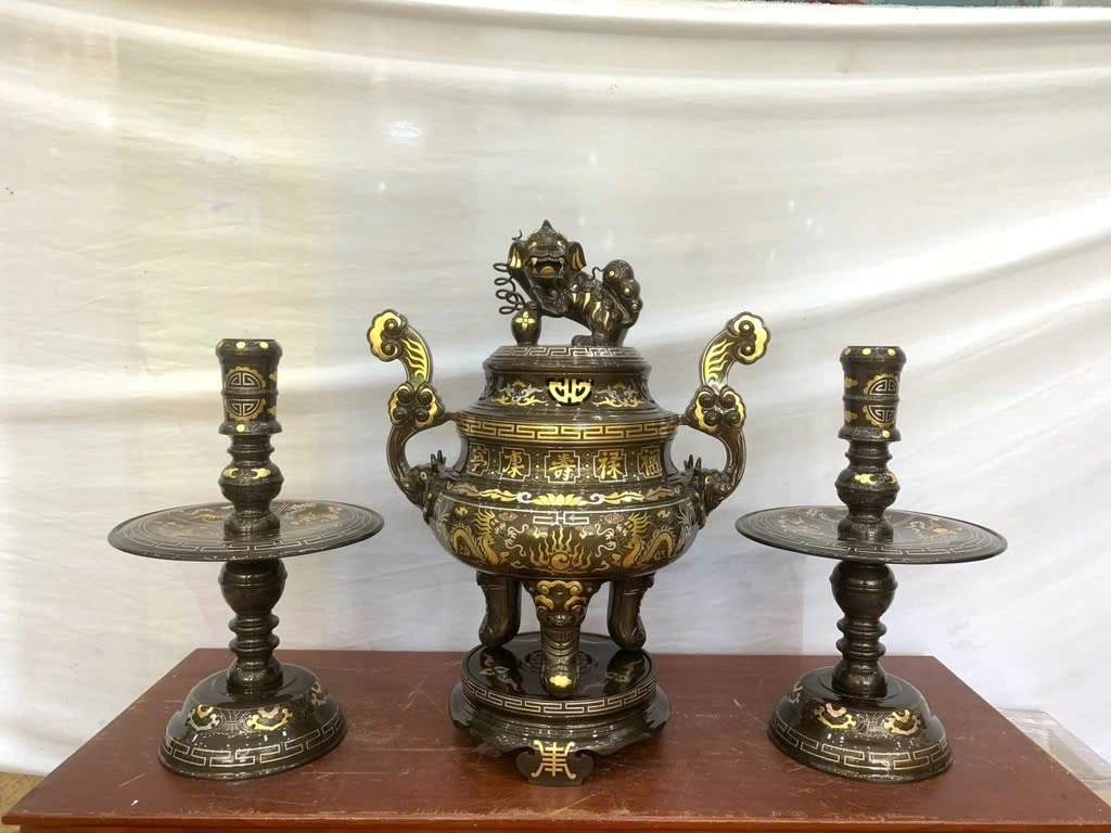 Đỉnh Thờ Đồng Đỏ Khảm Tam Khí