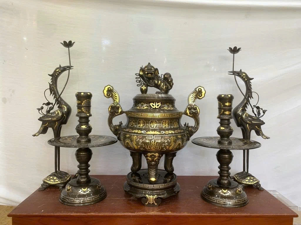 Đỉnh Thờ Đồng Đỏ Khảm Tam Khí
