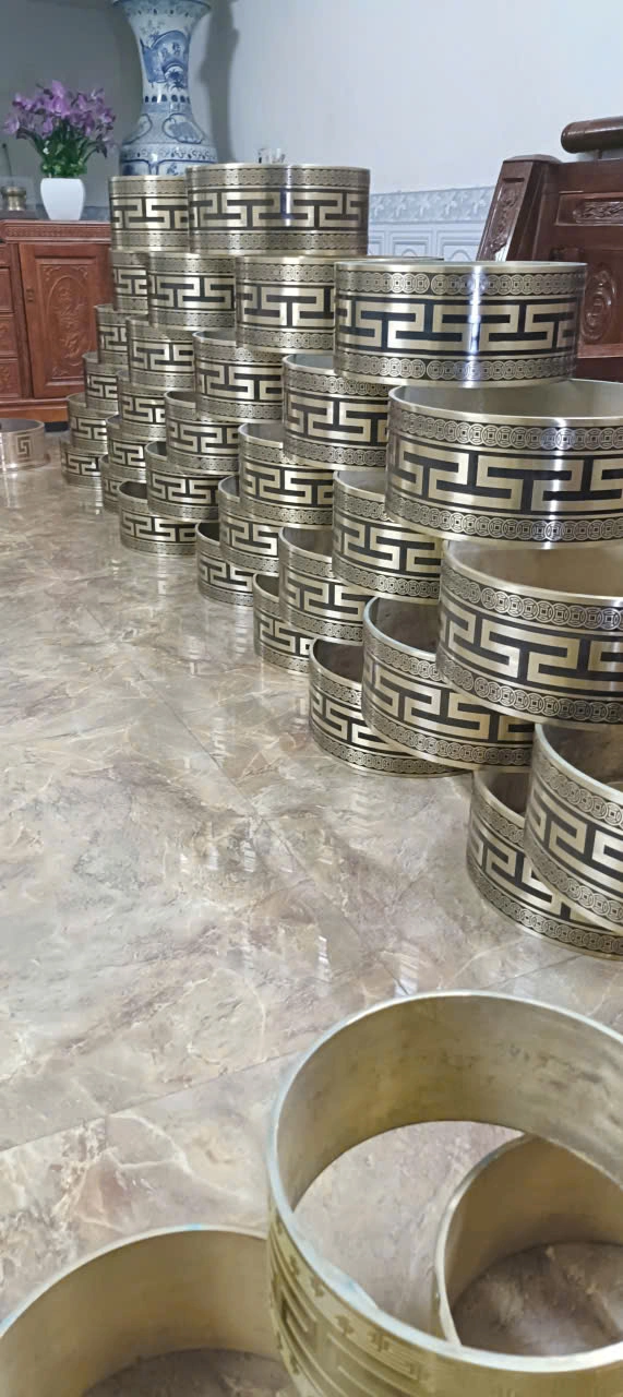Đúc Đai Ốp Chân Cột Nhà Bằng Đồng