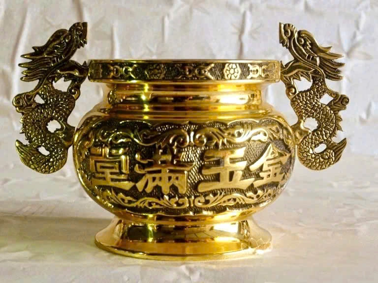 Bộ Bát Hương Bằng Đồng: Ý Nghĩa, Giá Cả & Địa Chỉ Mua Uy Tín