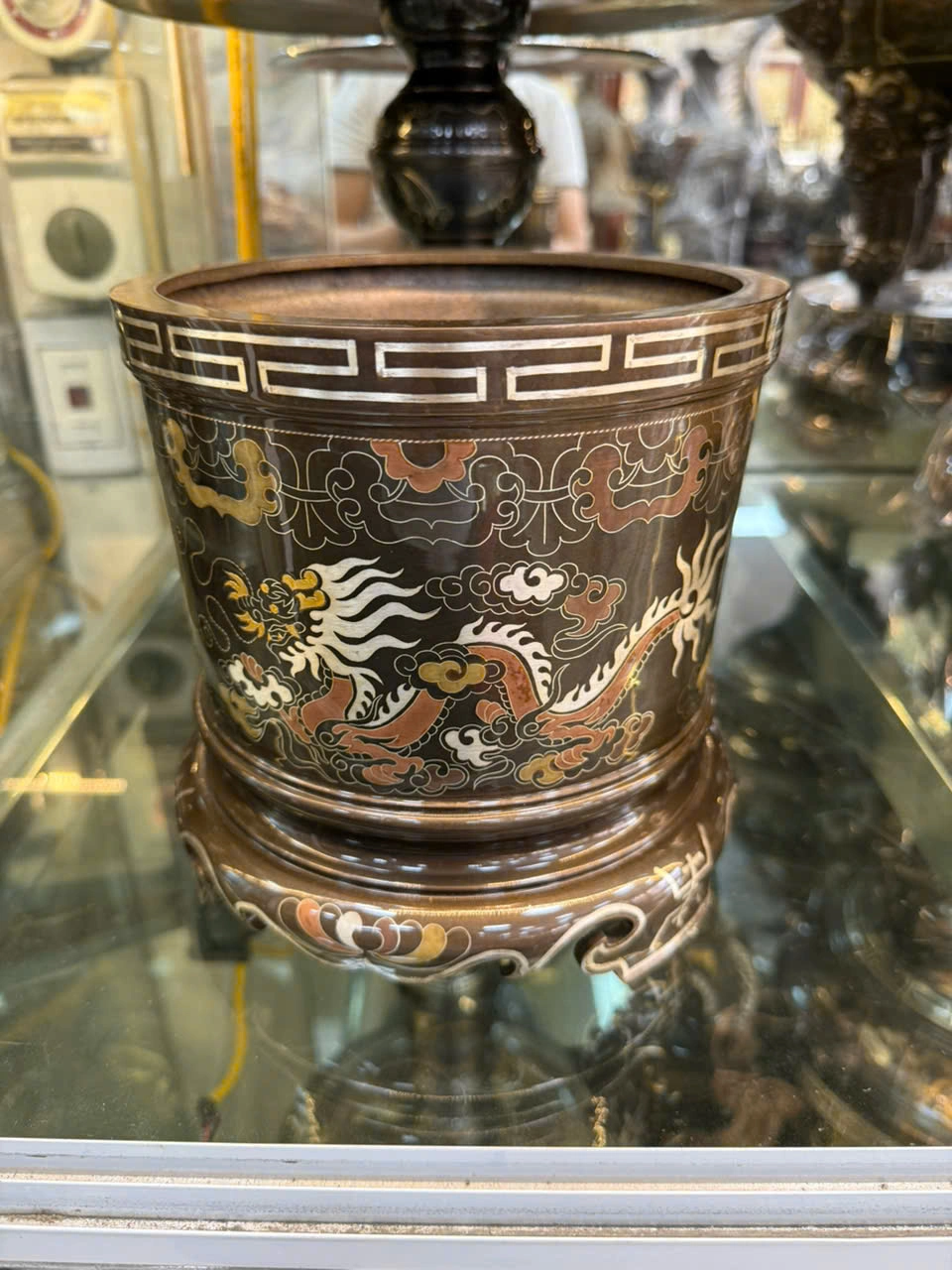 Bát Hương Đồng Khảm Ngũ Sắc