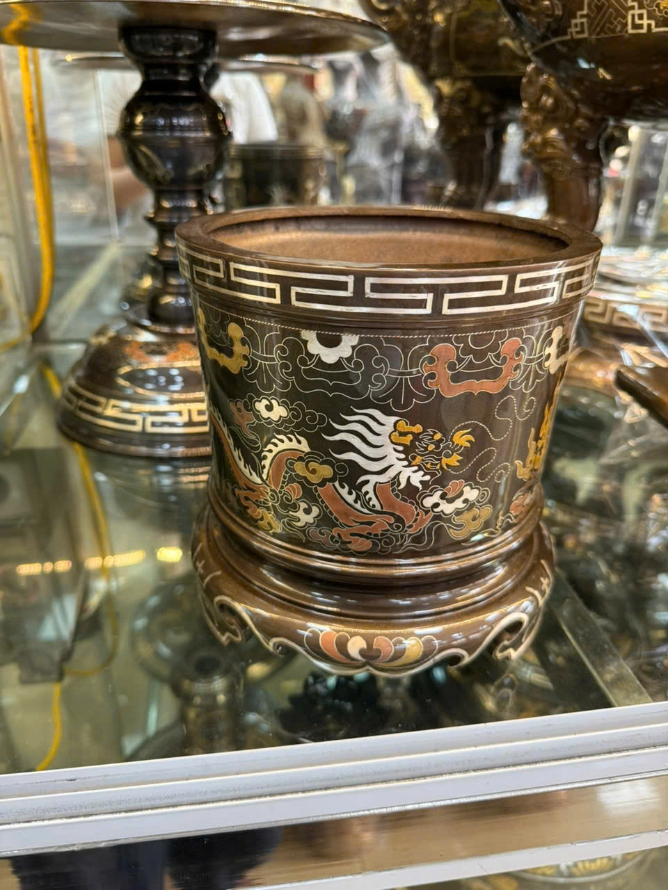 Bát Hương Đồng Khảm Ngũ Sắc