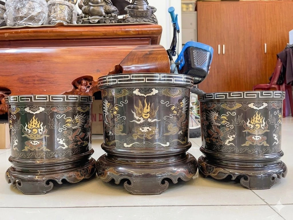Bát Hương Đồng Khảm Ngũ Sắc