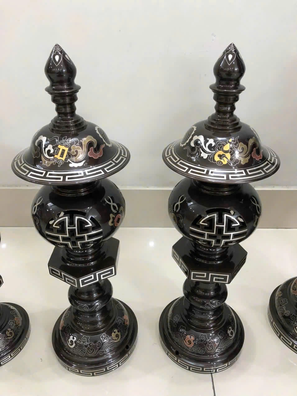 Đèn Thờ Đồng Đỏ Khảm Ngũ Sắc