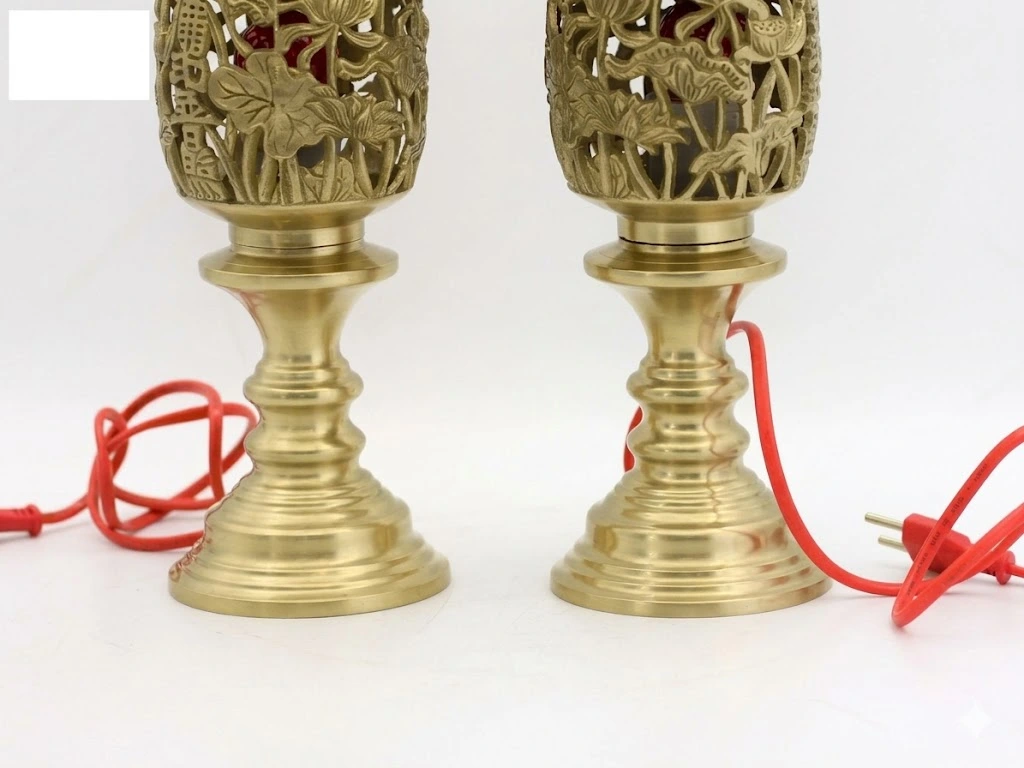 Mua Đèn Thờ Bằng Đồng