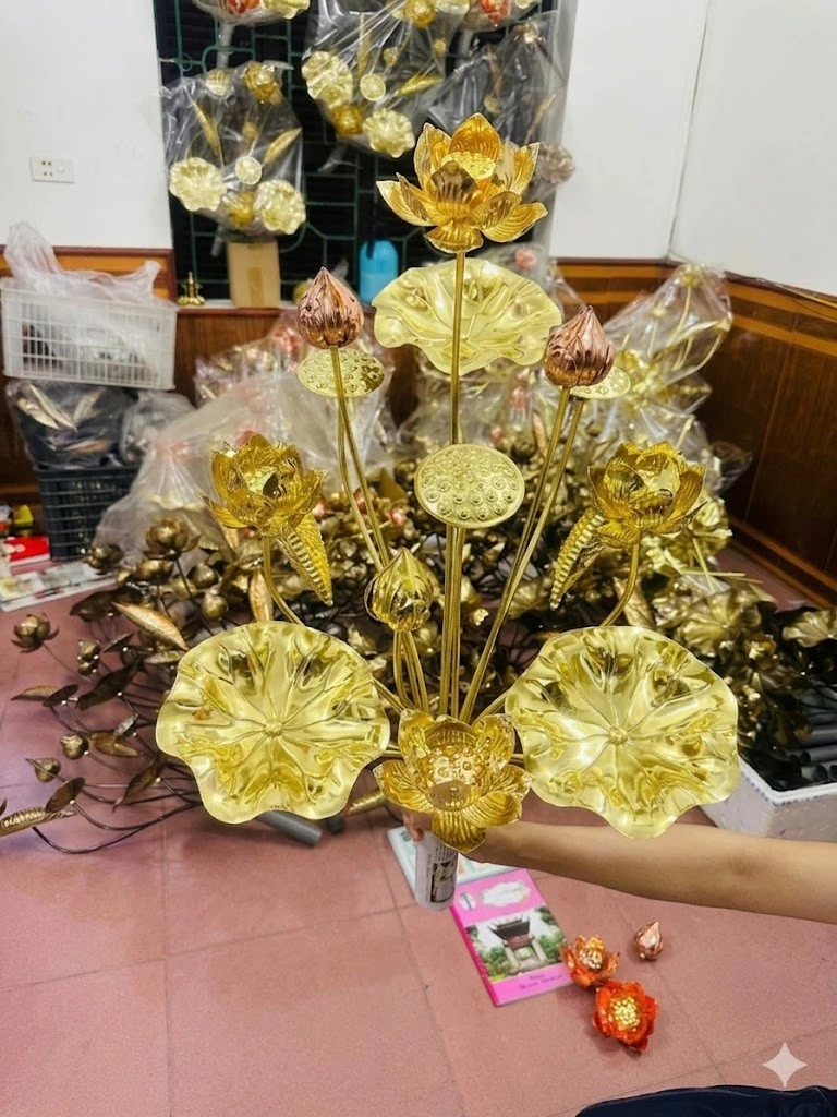 Nhận Làm Bó Hoa Sen Bằng Đồng Theo Yêu Cầu