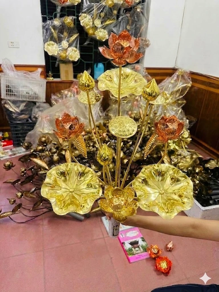 Nhận Làm Bó Hoa Sen Bằng Đồng Theo Yêu Cầu