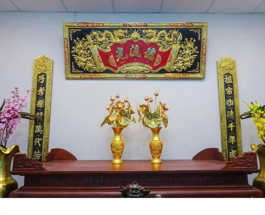 Lọ Hoa Bằng Đồng Dát Vàng 24K