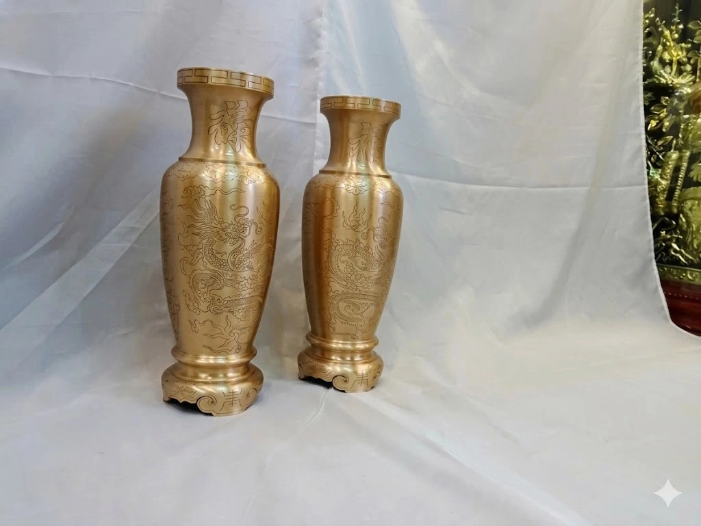 Mua Lọ Hoa Đồng Đỏ Đúc Thủ Công