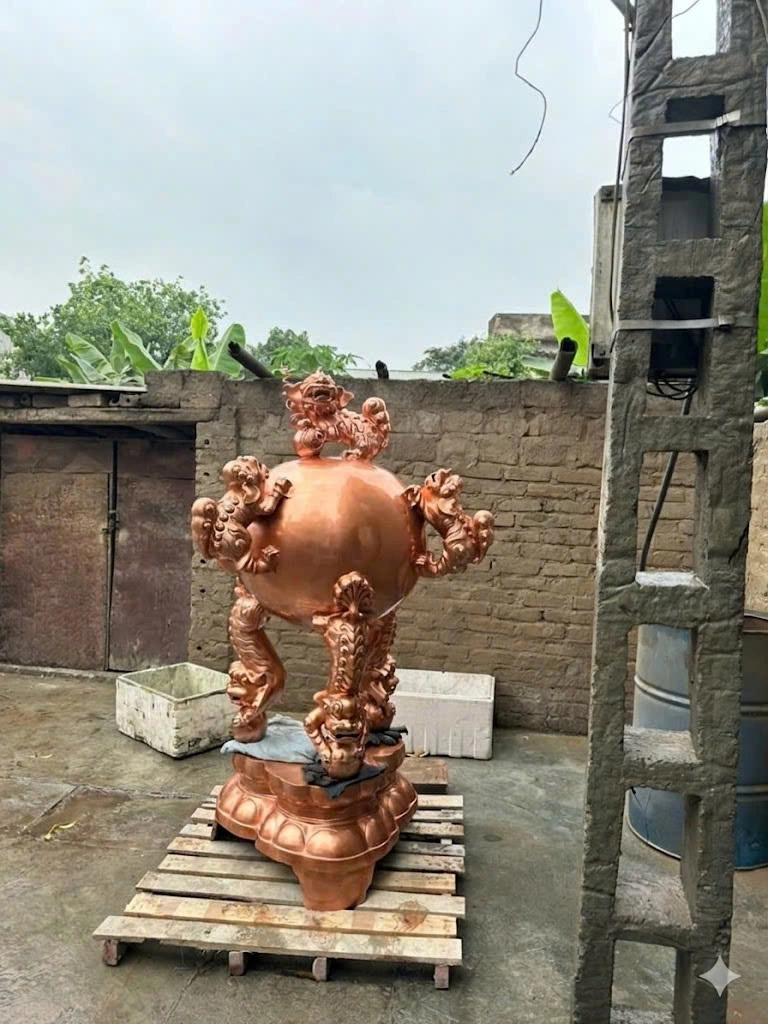 Đỉnh Thất Lân Vờn Cầu Đồng Đỏ Mộc