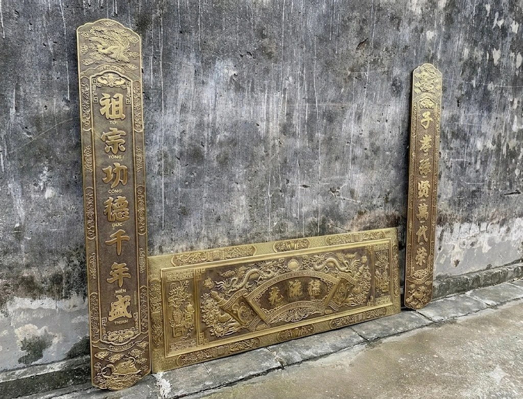 Hoành Phi Câu Đối Là Gì? Ý Nghĩa Đức Lưu Quang & Cách Treo Chuẩn Phong Thủy