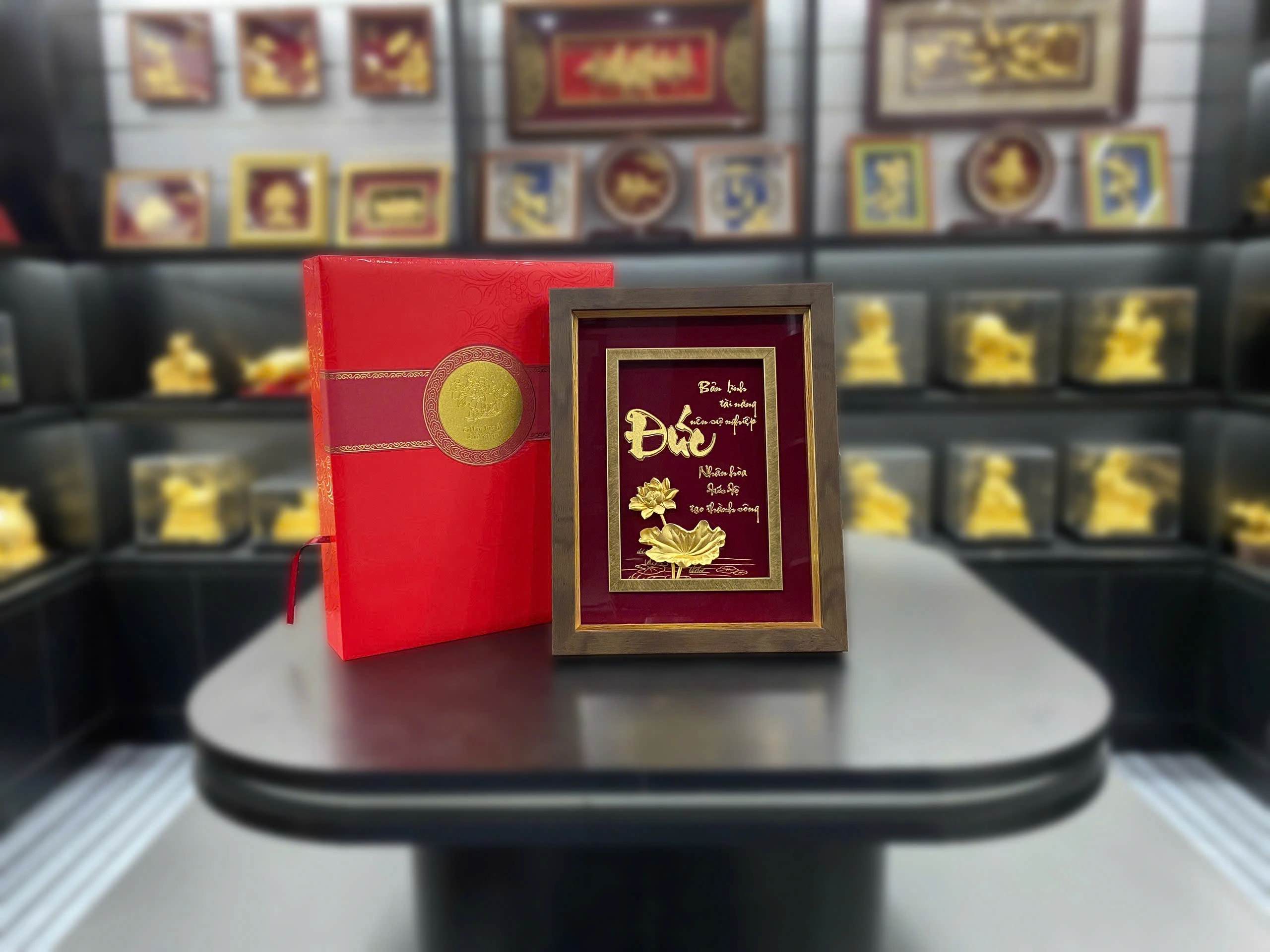 Tranh Chữ Đức Mạ Vàng