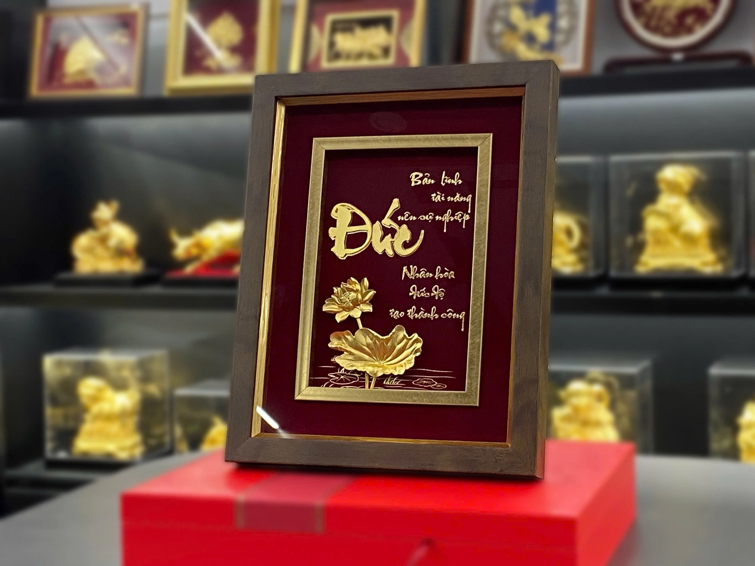 Tranh Chữ Đức Mạ Vàng