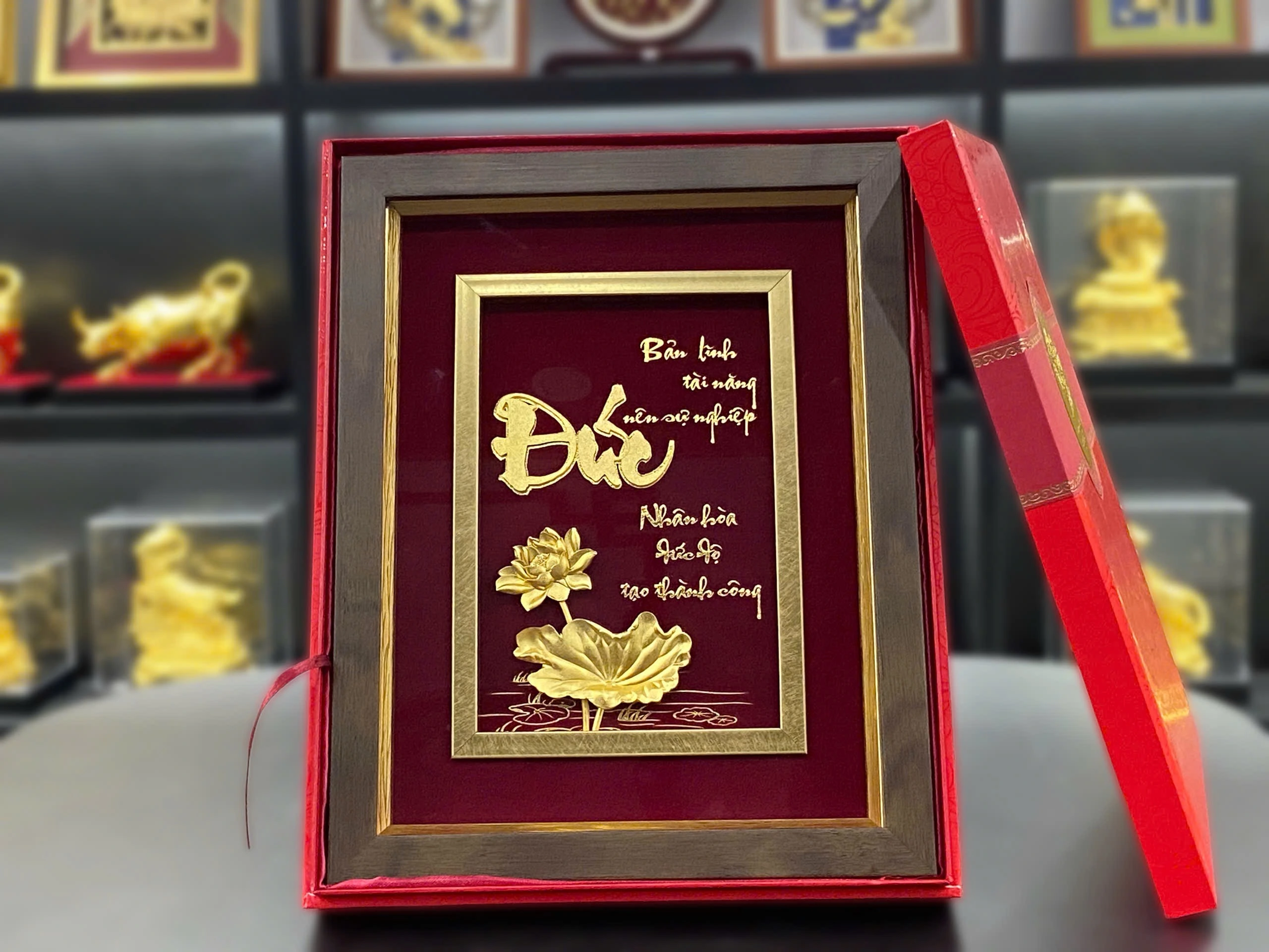 Tranh Chữ Đức Mạ Vàng