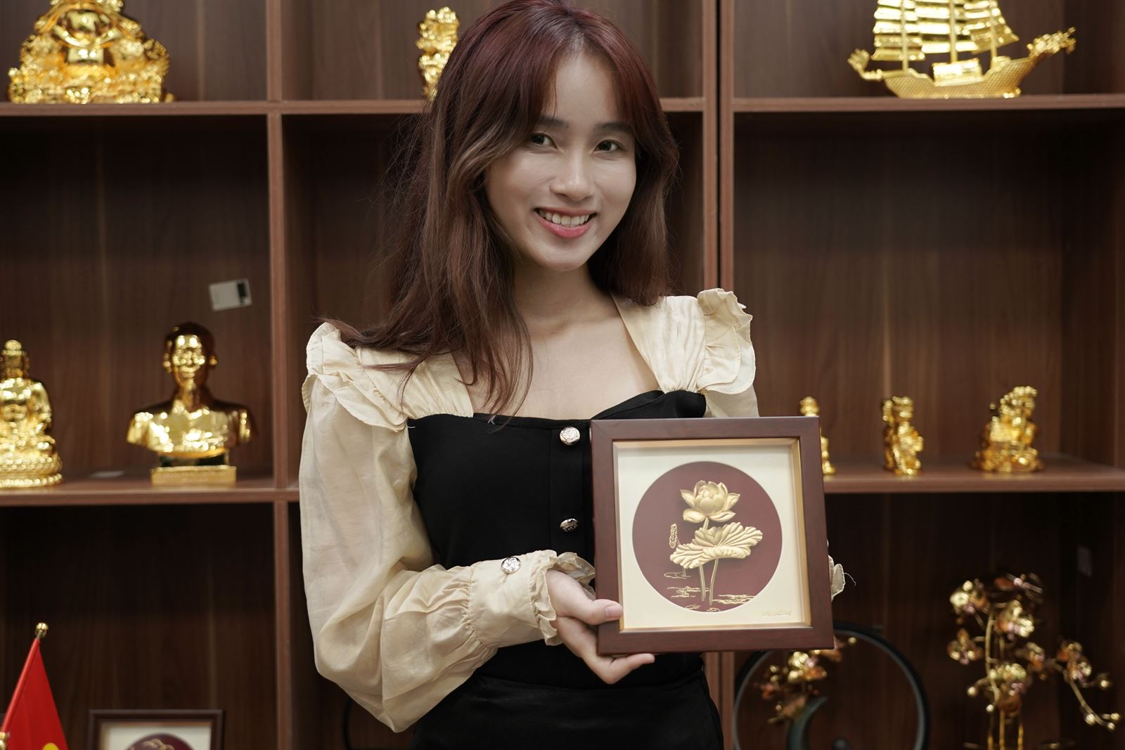 Tranh Hoa Sen Dát Vàng 24K