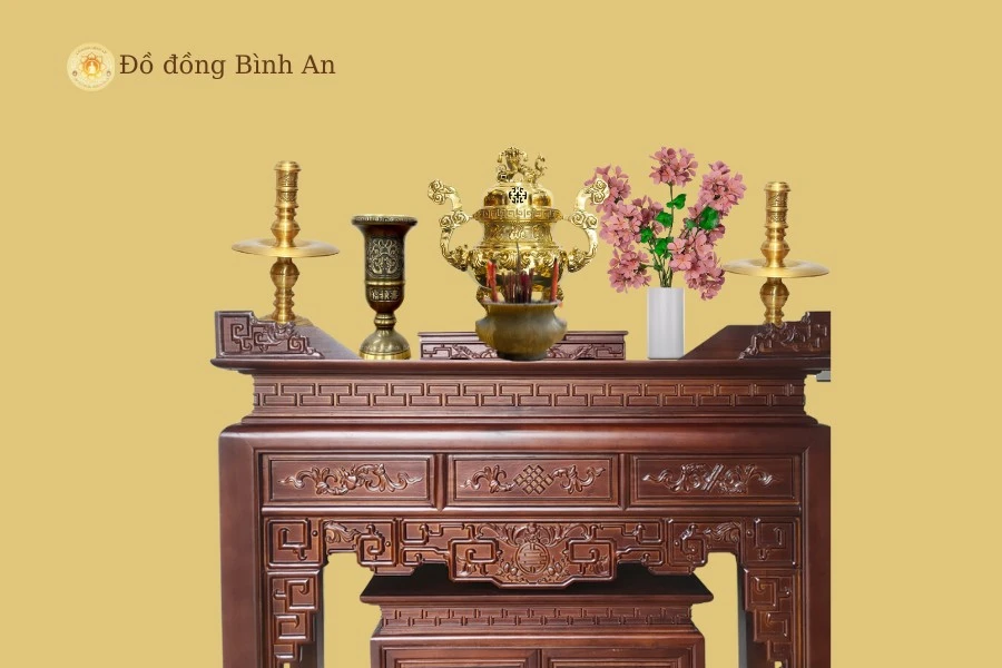 Những Điều Cấm Kỵ Trên Bàn Thờ Gia Tiên – 6 Kiêng Kỵ Quan Trọng Cần Biết
